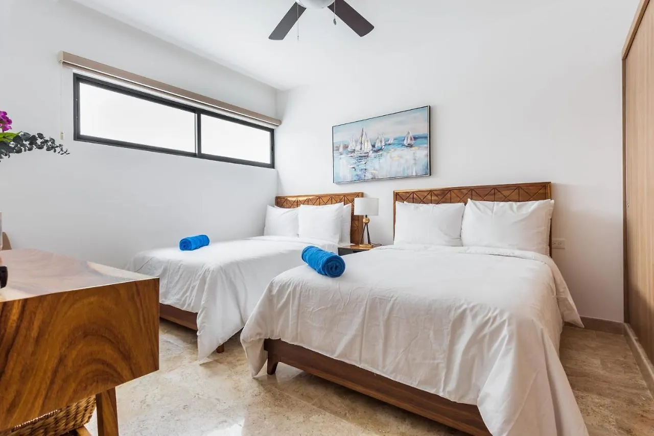 Apartment 2Br In Top Location, Condo Ipana Brand New, High Speed Wifi, 3 Rooftop Pools, Gym And Rooftop Bar With Ocean View Playa del Carmen