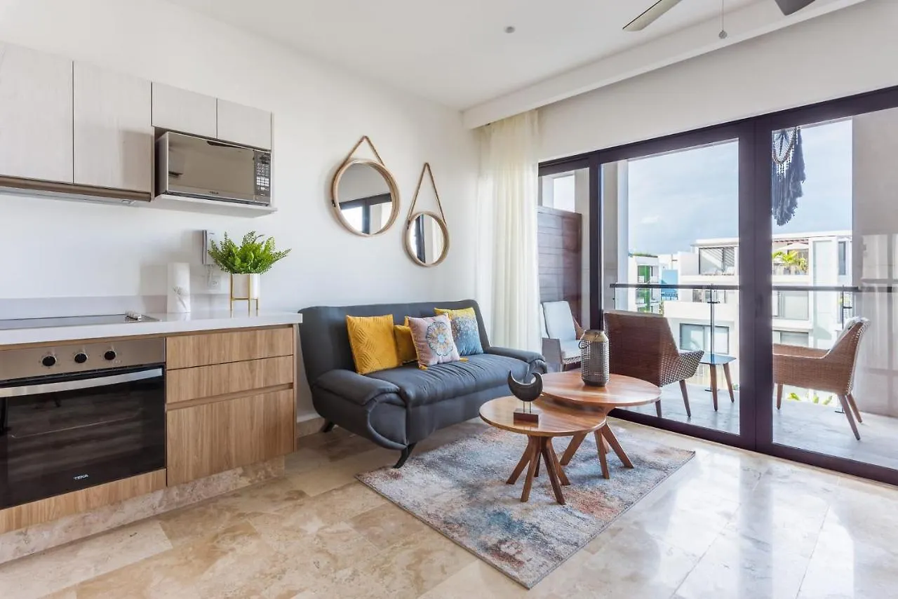 2Br In Top Location, Condo Ipana Brand New, High Speed Wifi, 3 Rooftop Pools, Gym And Rooftop Bar With Ocean View Playa del Carmen Mexico