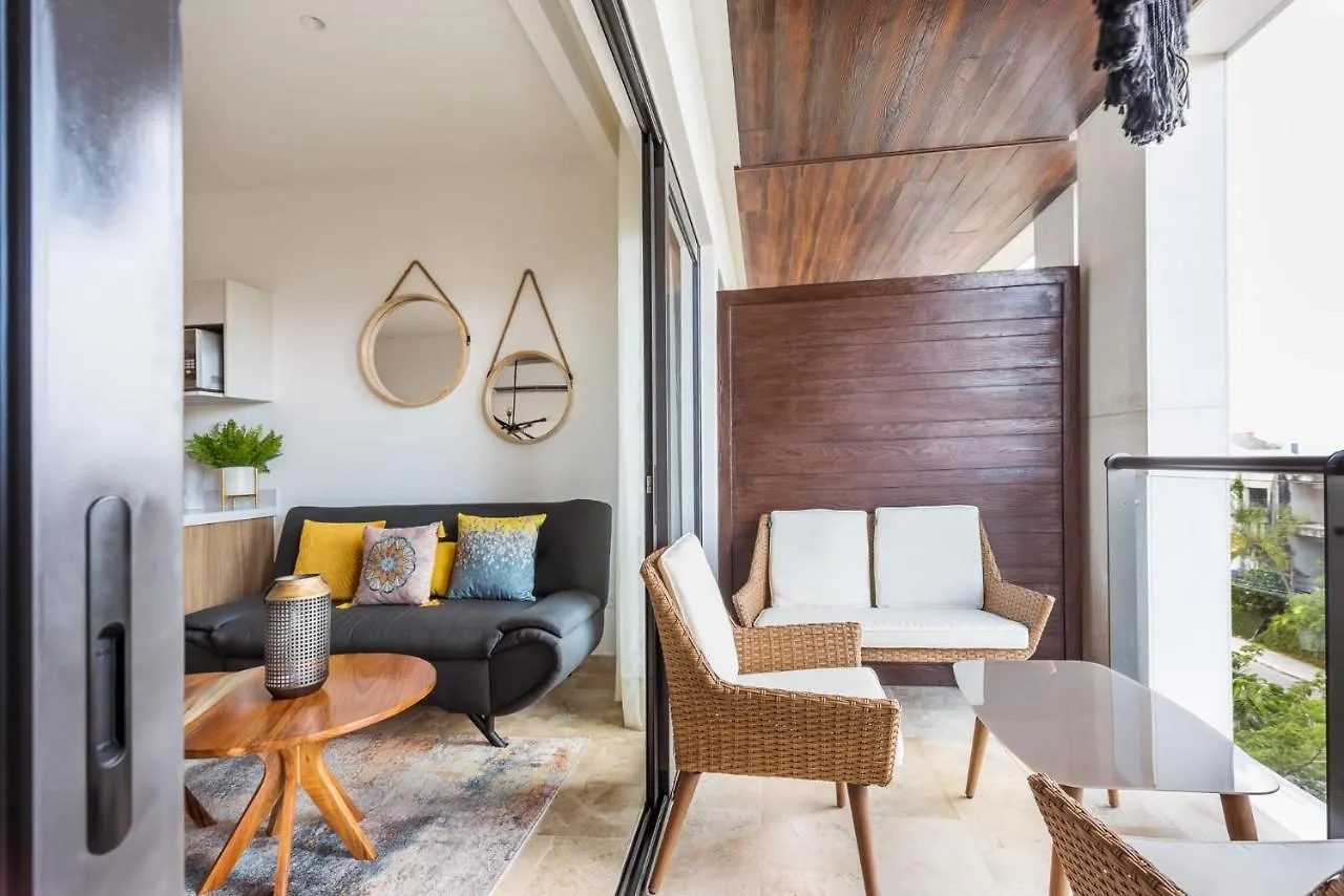 2Br In Top Location, Condo Ipana Brand New, High Speed Wifi, 3 Rooftop Pools, Gym And Rooftop Bar With Ocean View Playa del Carmen Apartment
